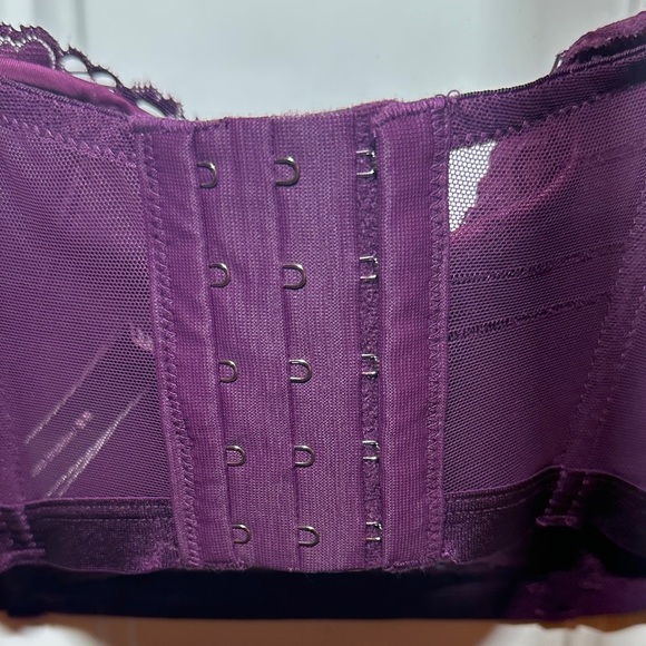 Victoria's Secret Deep Purple Lace Bra - Picture 9 of 15